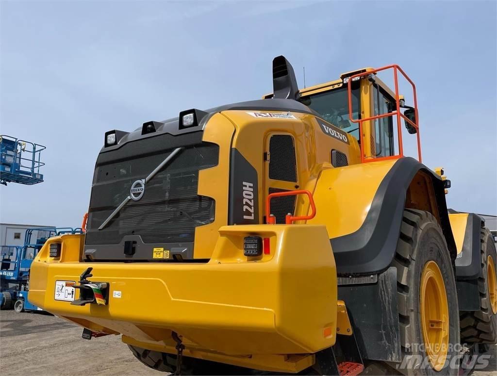 Volvo L220H  휠로우더