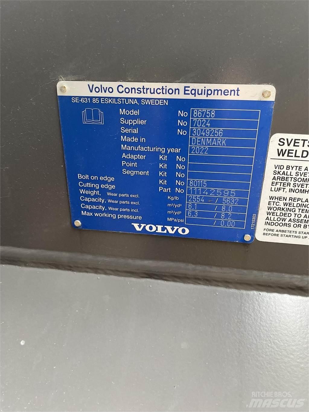 Volvo L220H  휠로우더