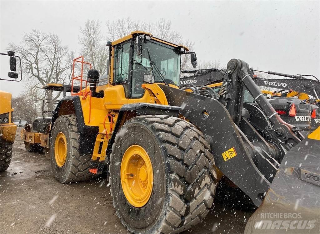 Volvo L220H  휠로우더