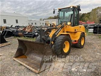 Volvo L30G  휠로우더