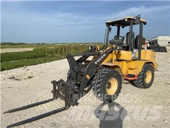 Volvo L30GS  휠로우더