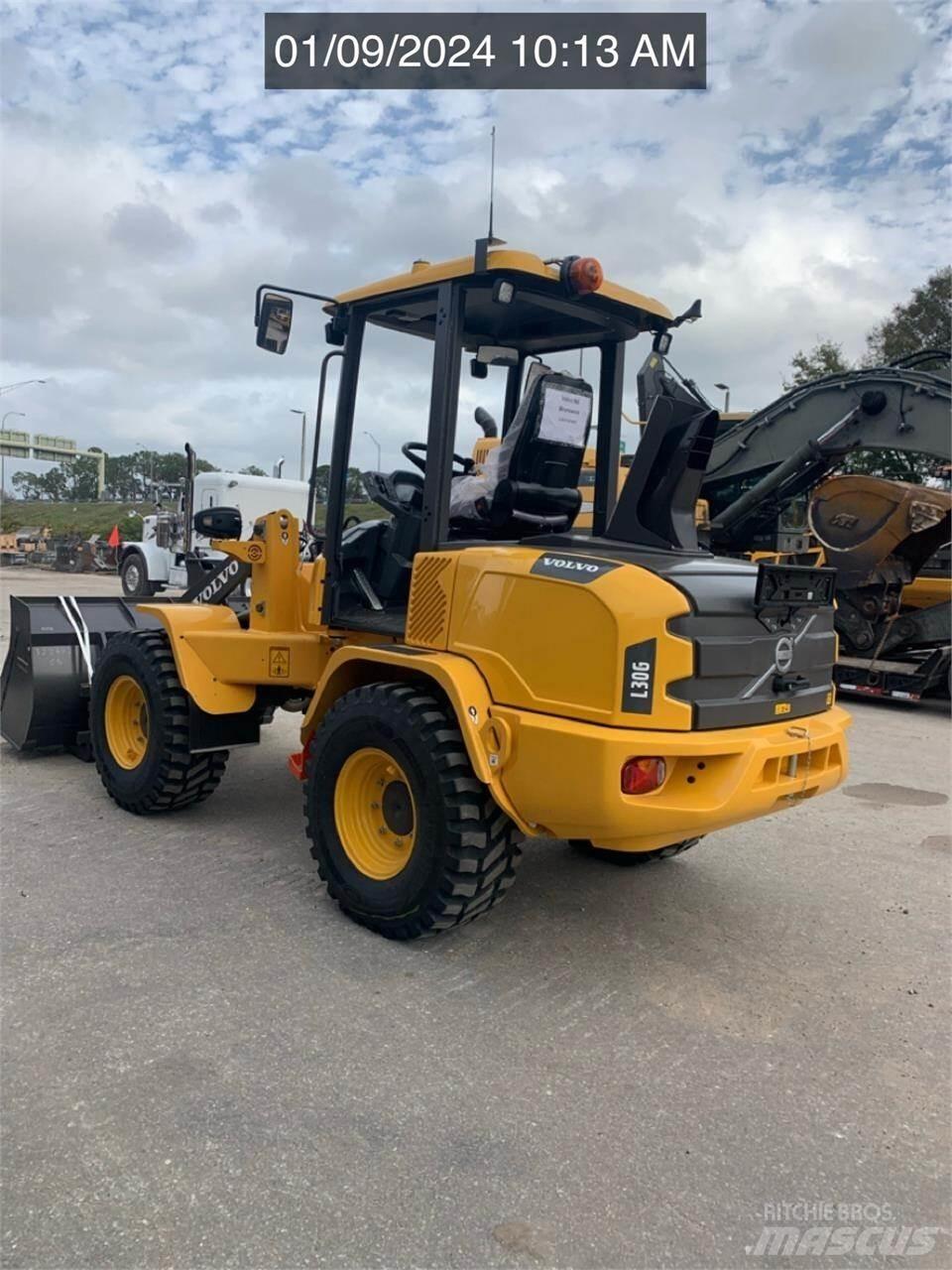 Volvo L30GS  휠로우더