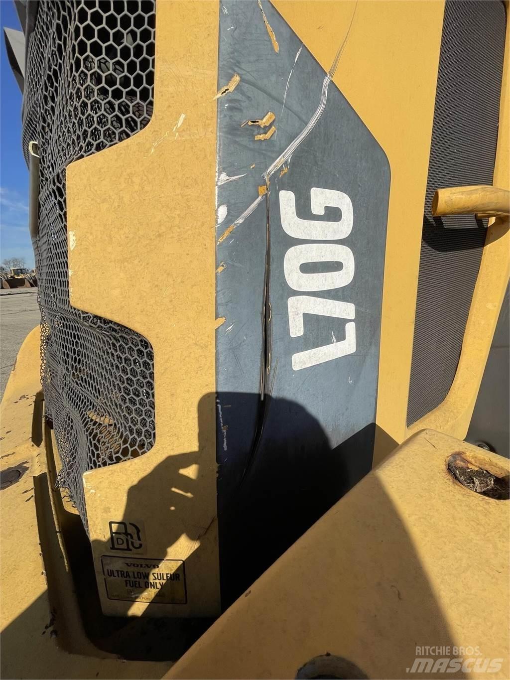 Volvo L70G  휠로우더