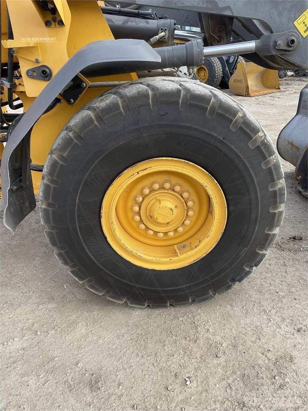 Volvo L70H  휠로우더