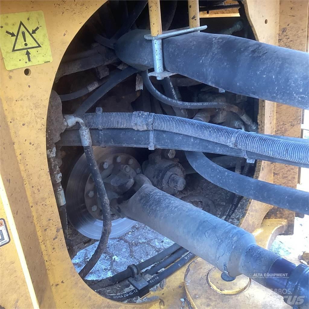 Volvo L90H  휠로우더