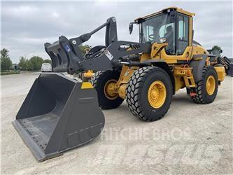 Volvo L90H  휠로우더