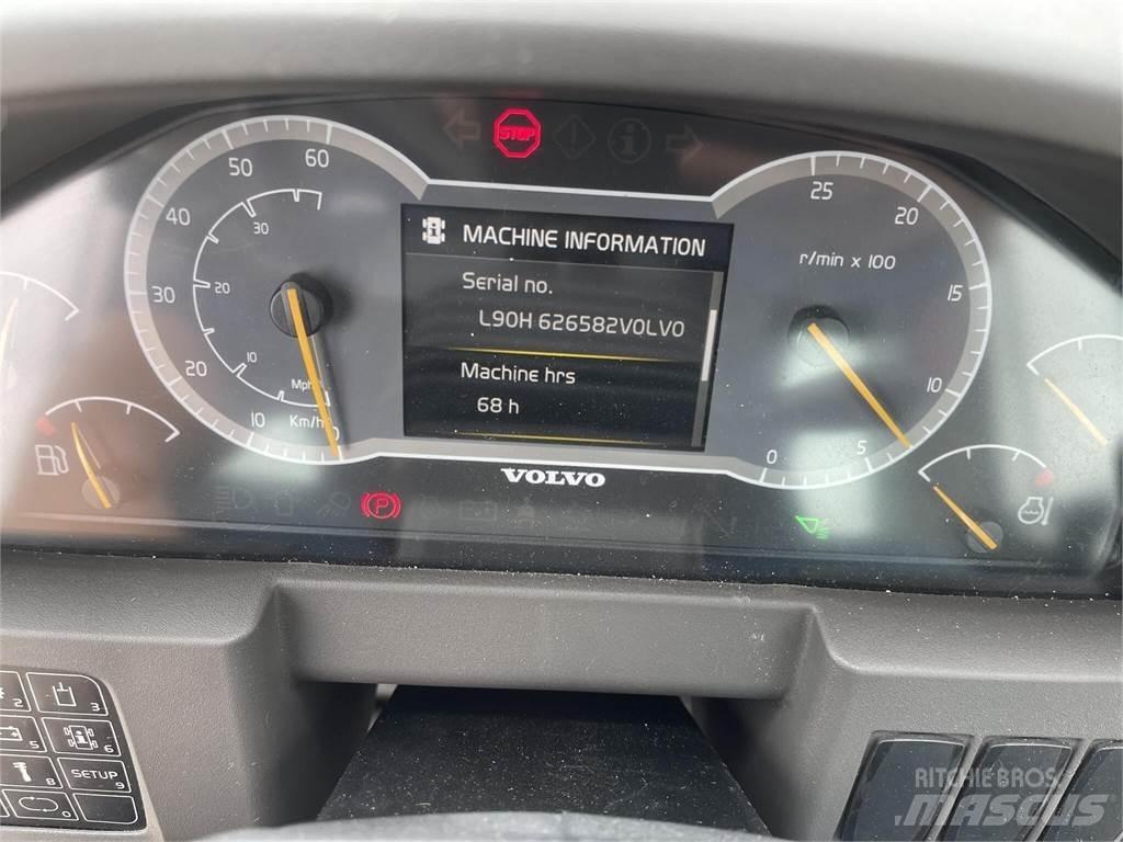 Volvo L90H  휠로우더