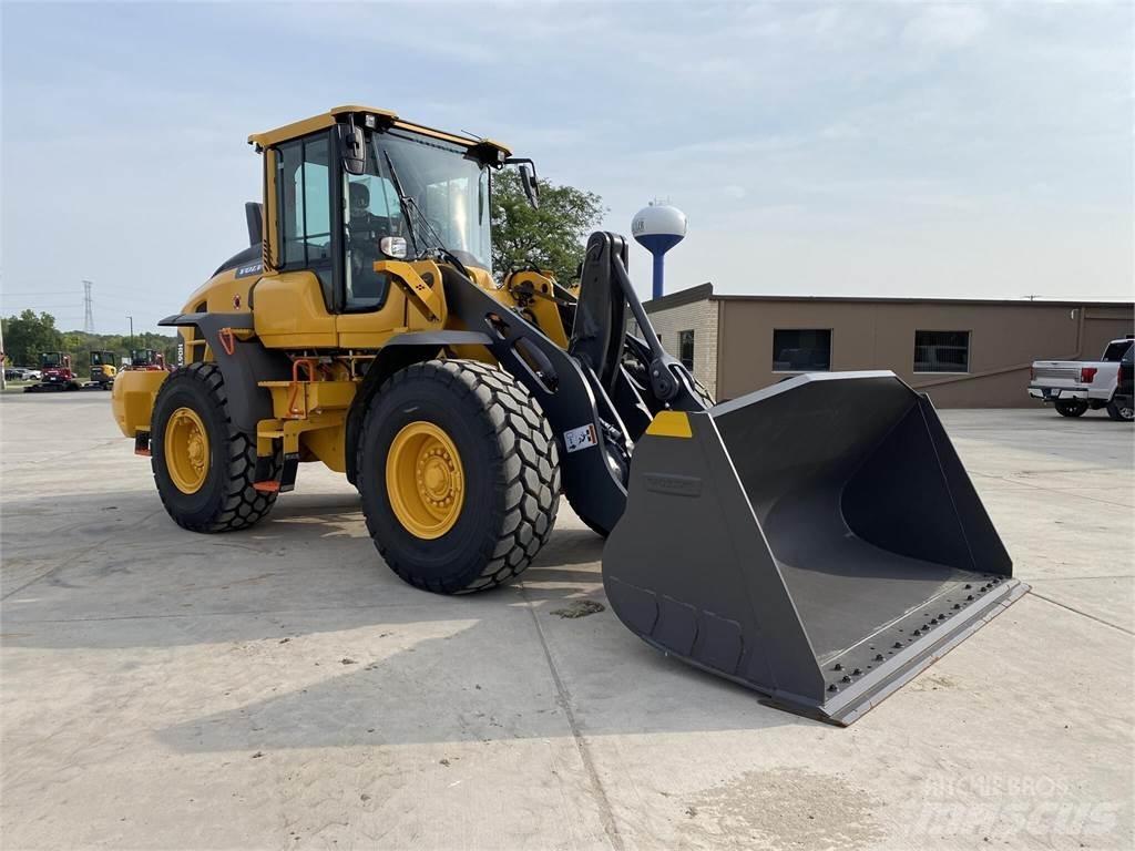 Volvo L90H  휠로우더
