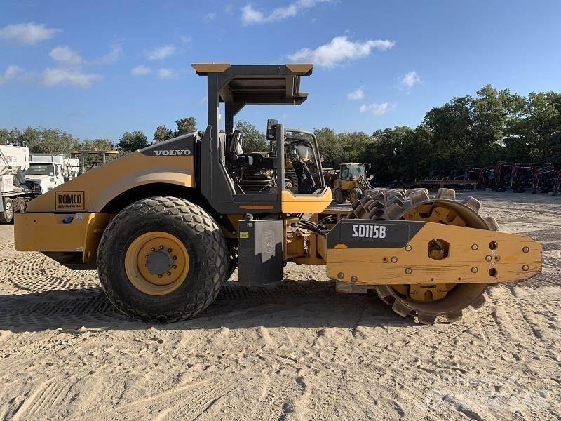 Volvo SD115B 폐기물 다짐기