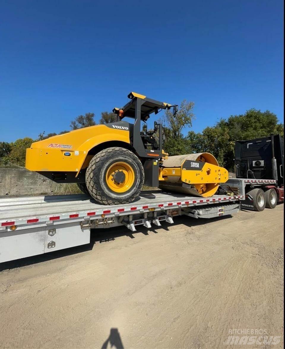 Volvo SD115B 트윈 드럼 롤러