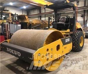 Volvo SD115B 트윈 드럼 롤러