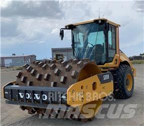 Volvo SD115B 트윈 드럼 롤러