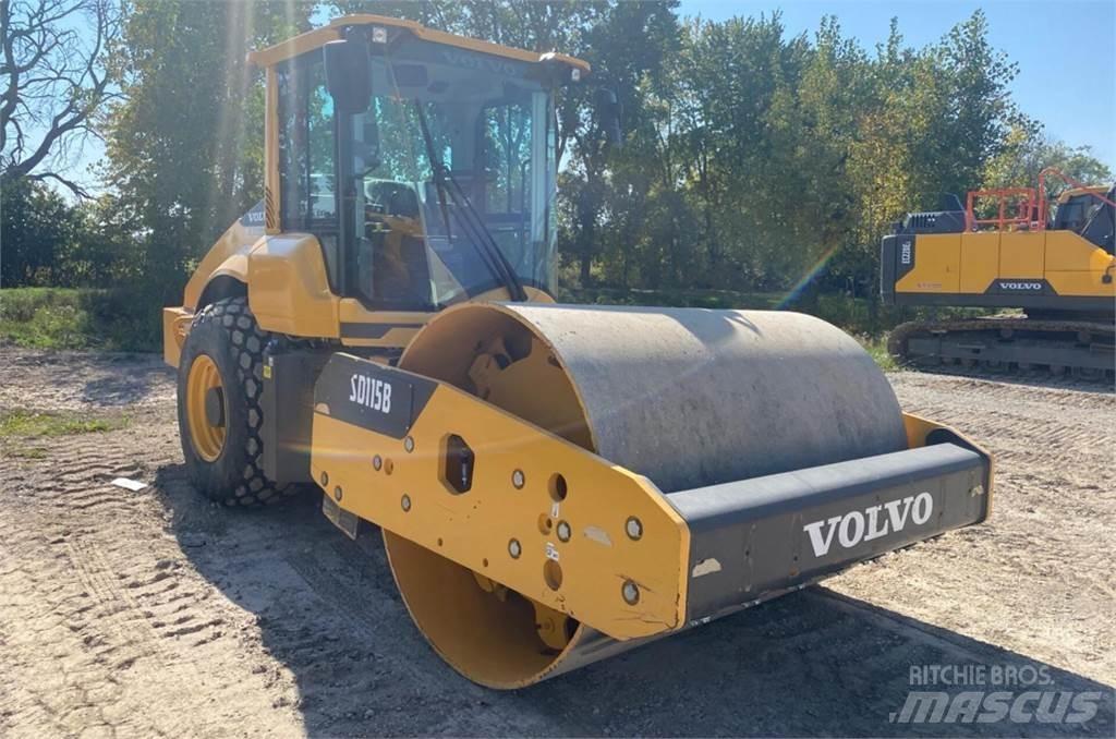 Volvo SD115B 트윈 드럼 롤러