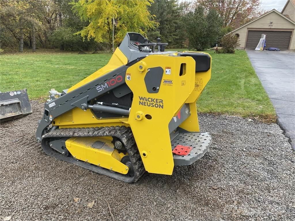 Wacker Neuson SM100  스키드로더