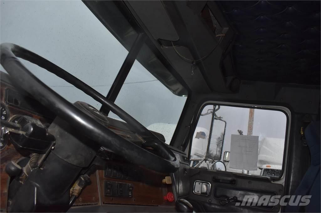 Western Star 4900FA 덤프 트럭