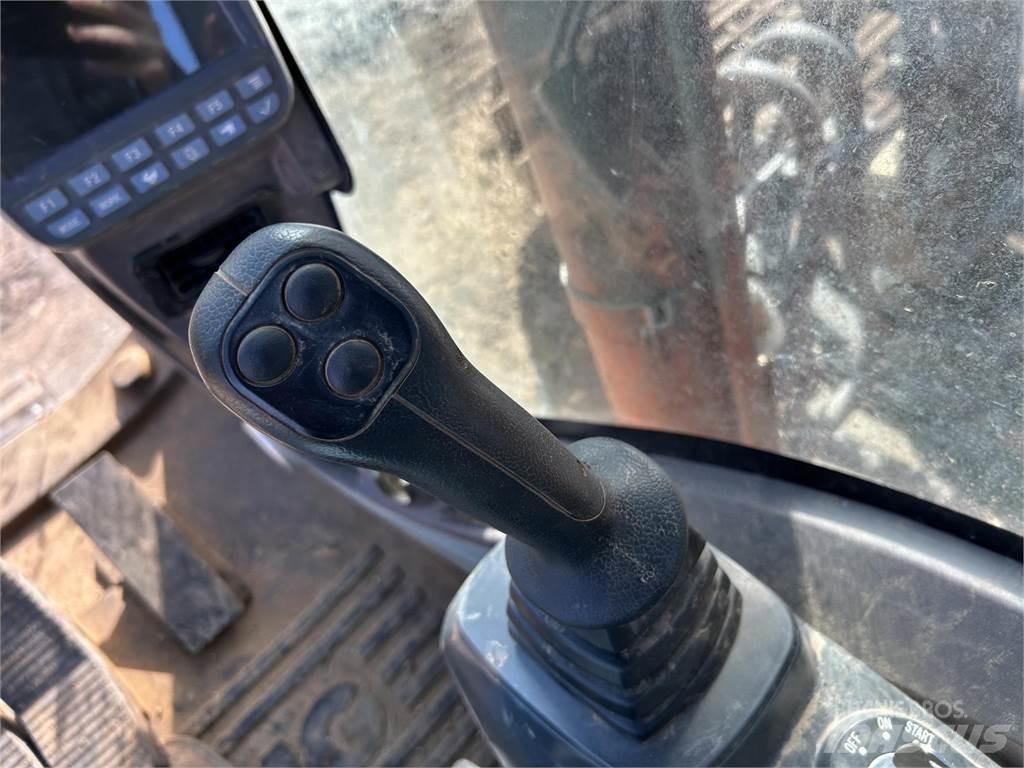 XCMG XE210CU 대형 굴삭기 29톤 이상
