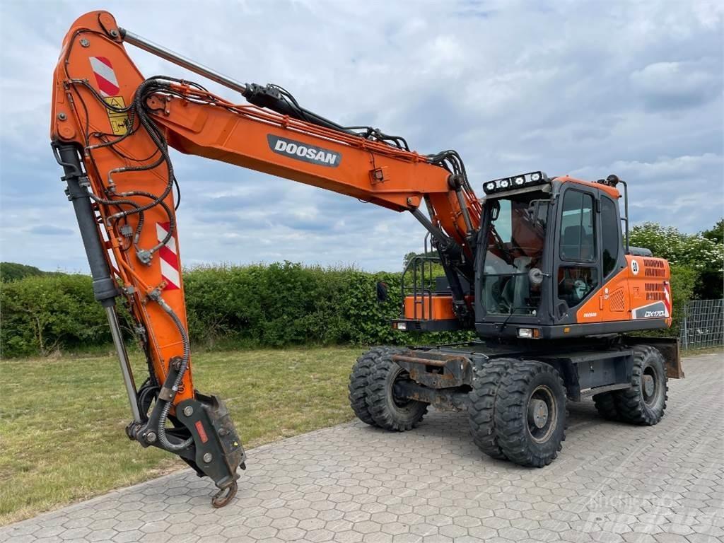 Doosan DX170W-5  휠 굴삭기