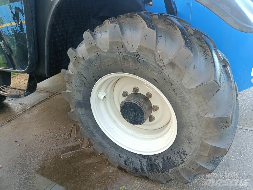 New Holland LM7.35 농업용 텔레 핸들러