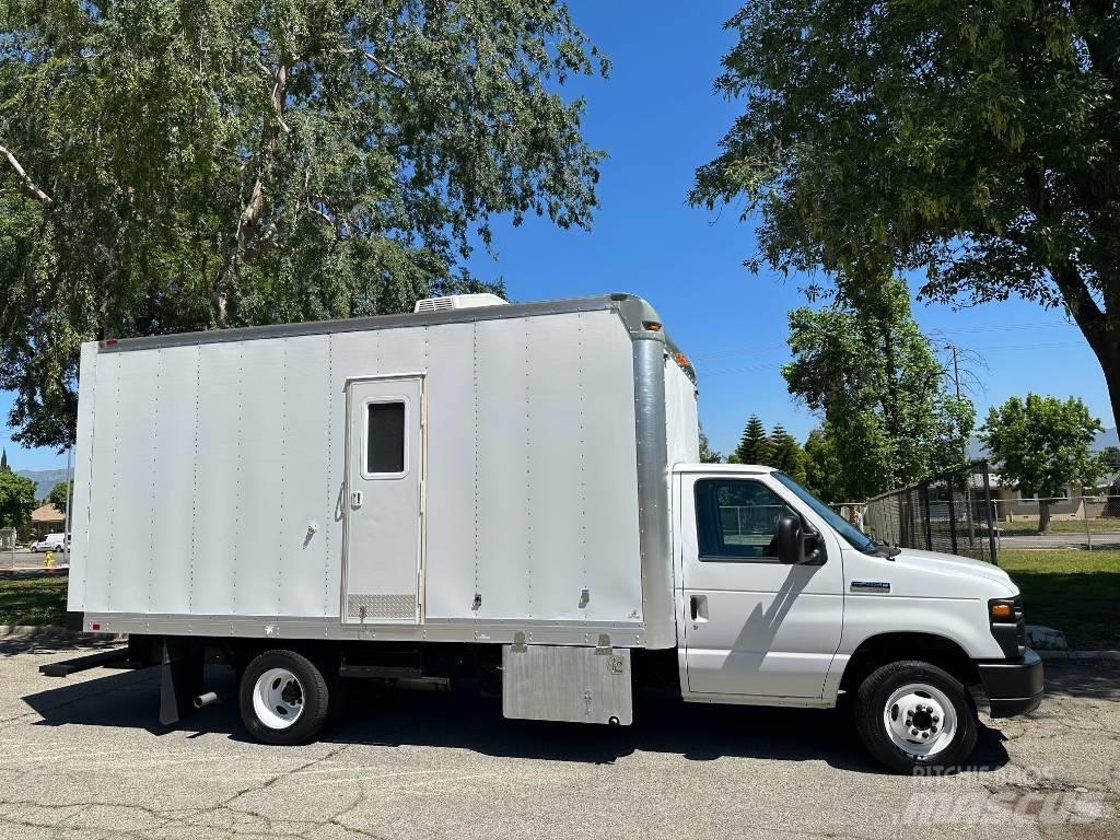 Ford E 450 SD 콤비/진공 트럭