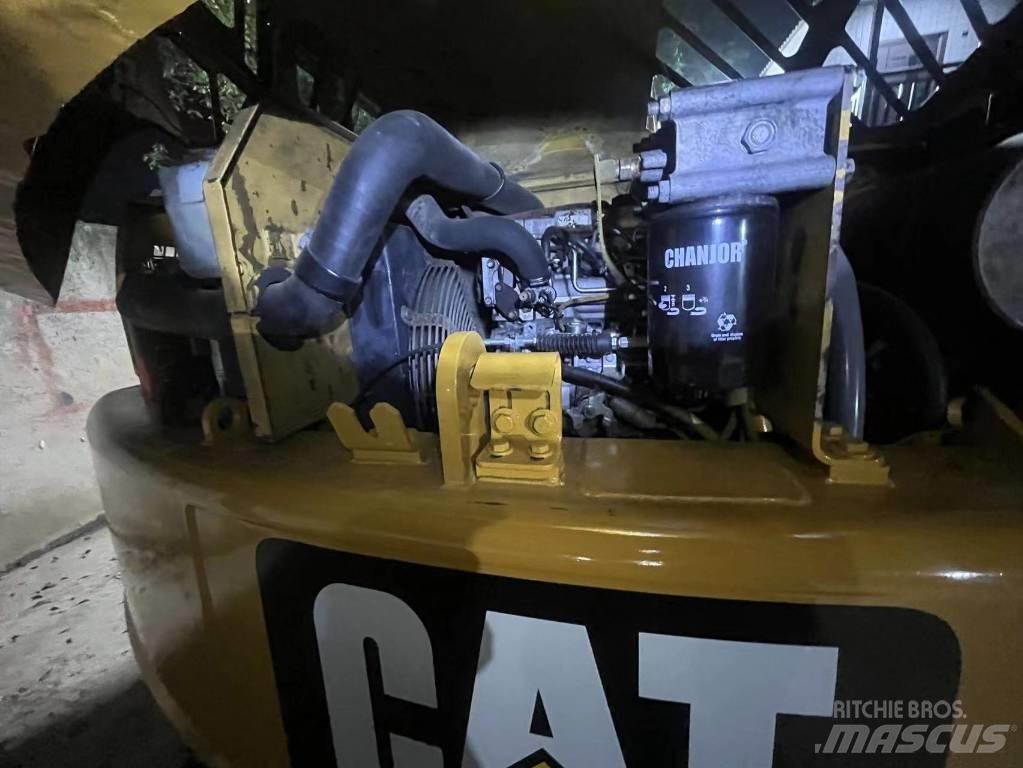 CAT 307 D 대형 굴삭기 29톤 이상