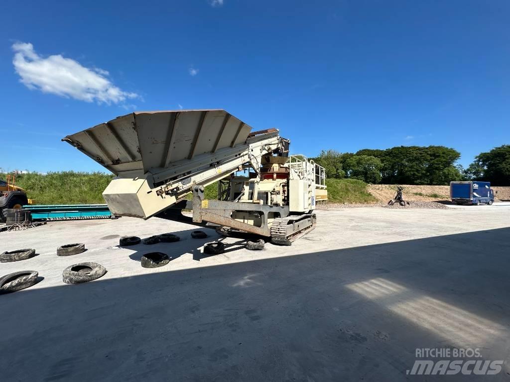 Metso LT 200 HP 이동식 분쇄기