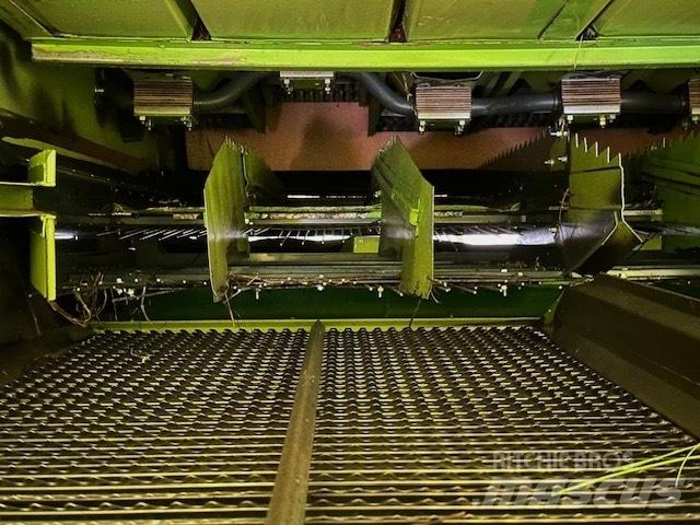 CLAAS Mega 208 콤바인 수확기