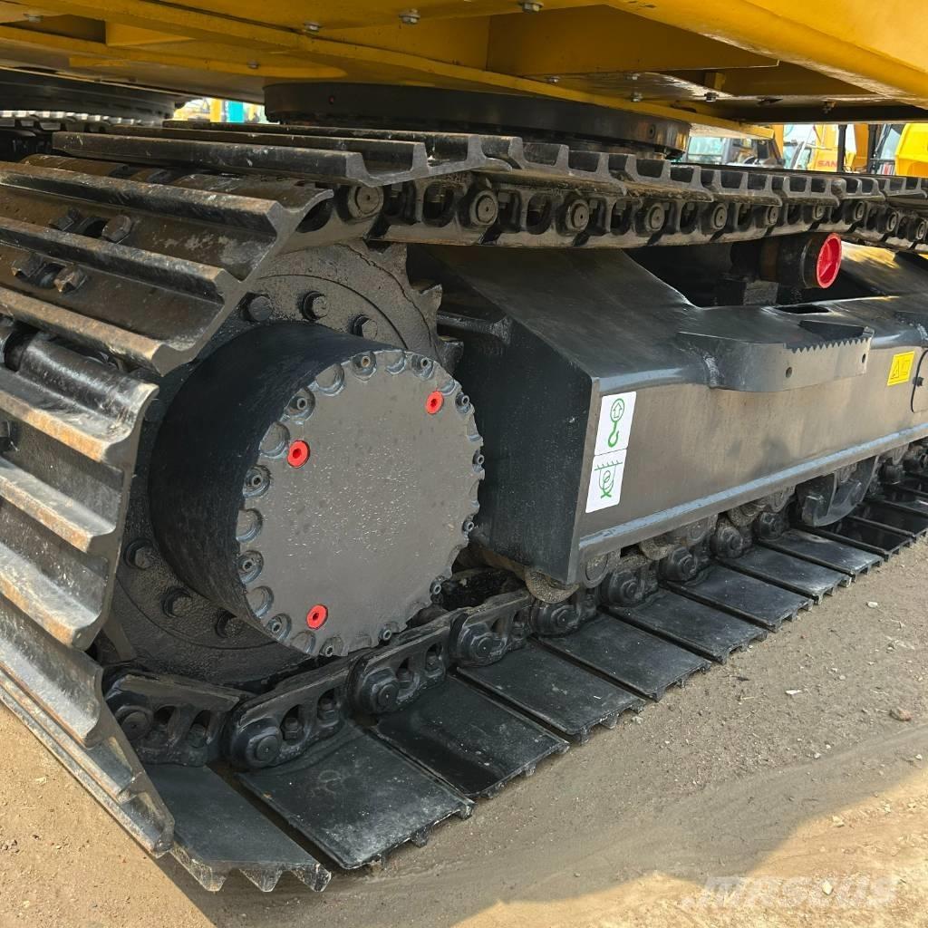 Komatsu 130 대형 굴삭기 29톤 이상