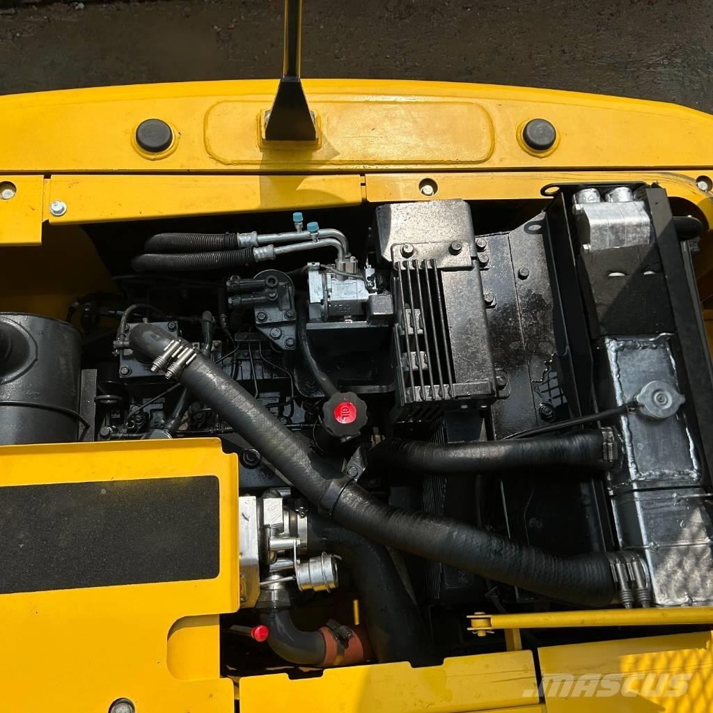 Komatsu 130 대형 굴삭기 29톤 이상