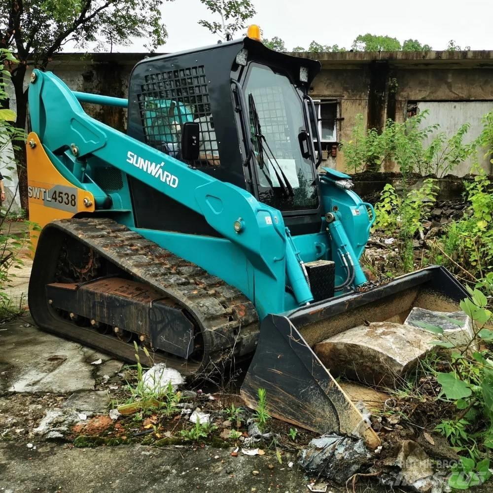 Sunward SWTL 4538  스키드로더