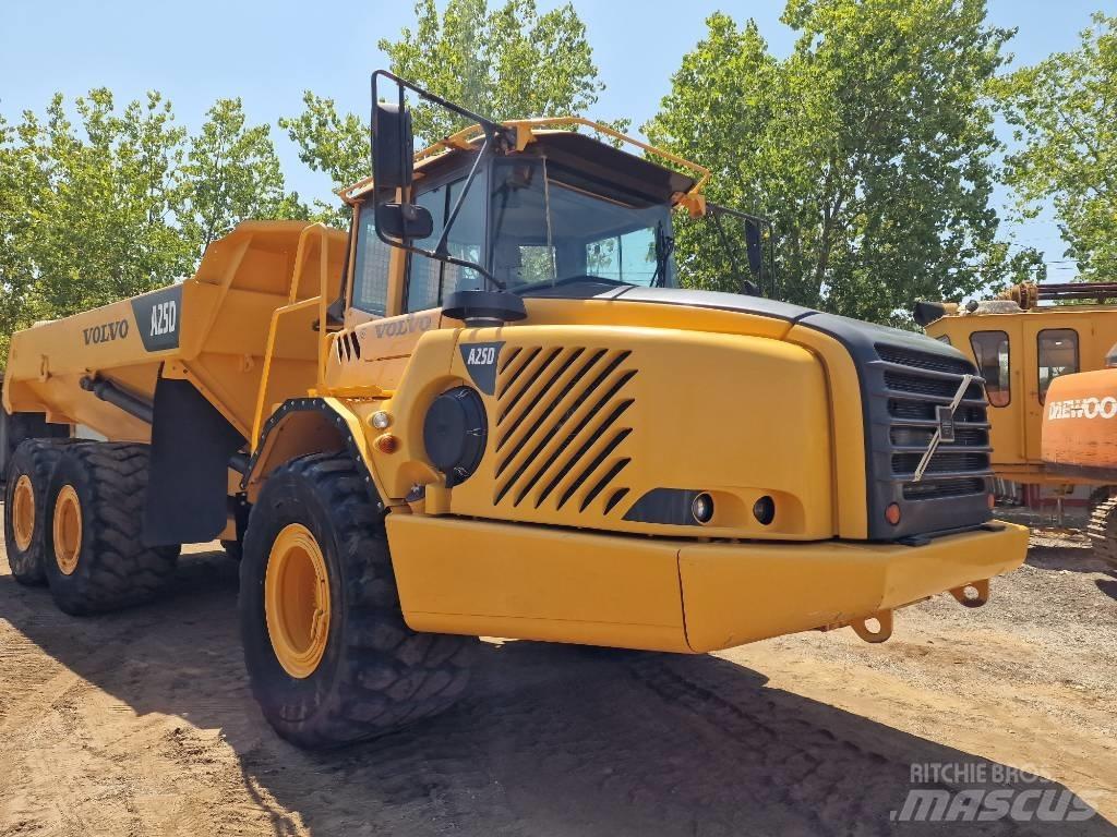 Volvo A 25 D 연결식 홀러