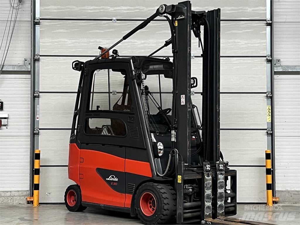 Linde E30/600HL 전동 지게차