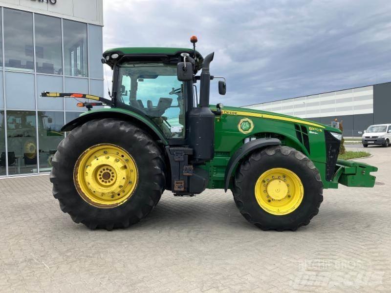 John Deere 8270 R 트랙터