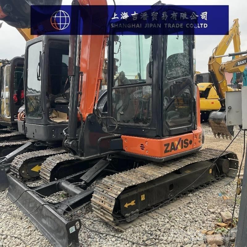 Hitachi ZX 55 소형 굴삭기 7톤 미만