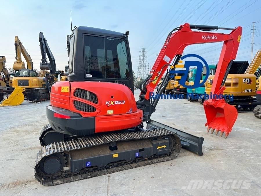 Kubota KX 163 소형 굴삭기 7톤 미만