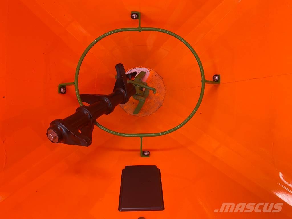 Amazone E+S 751 모래(염화칼슘) 살포기