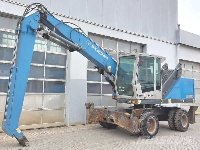 Fuchs MHL 320 F 폐기물/산업 처리기