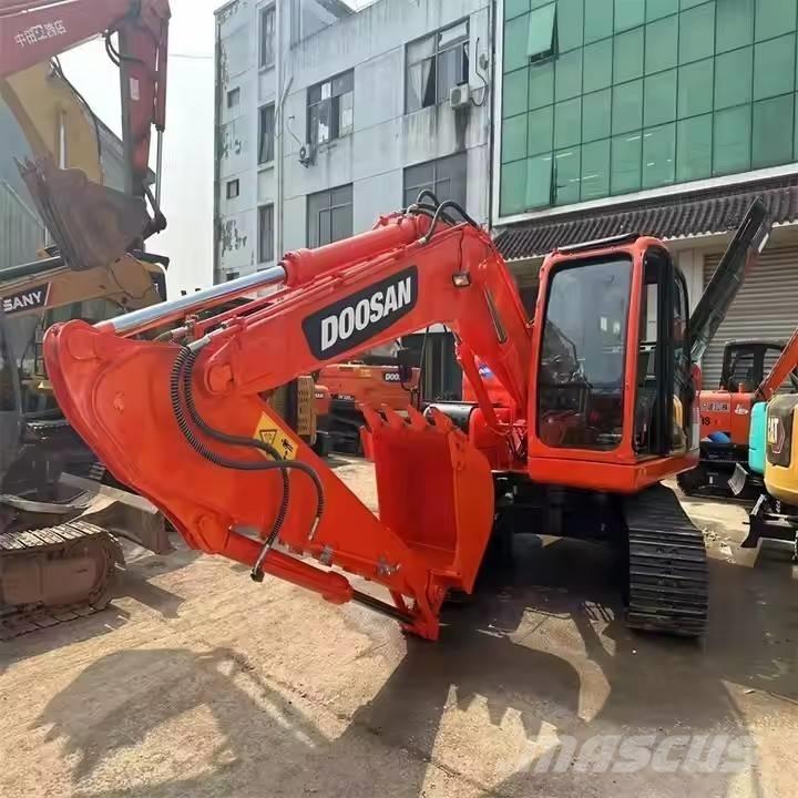 Doosan DX150 대형 굴삭기 29톤 이상