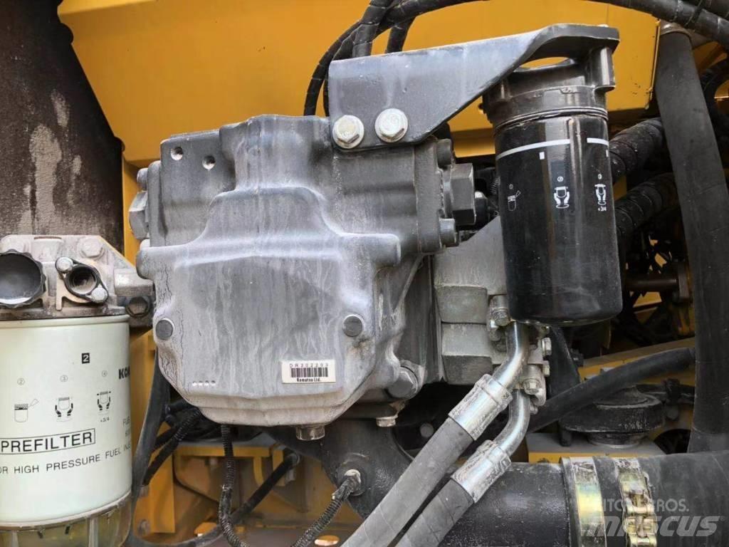 Komatsu 200-8 대형 굴삭기 29톤 이상
