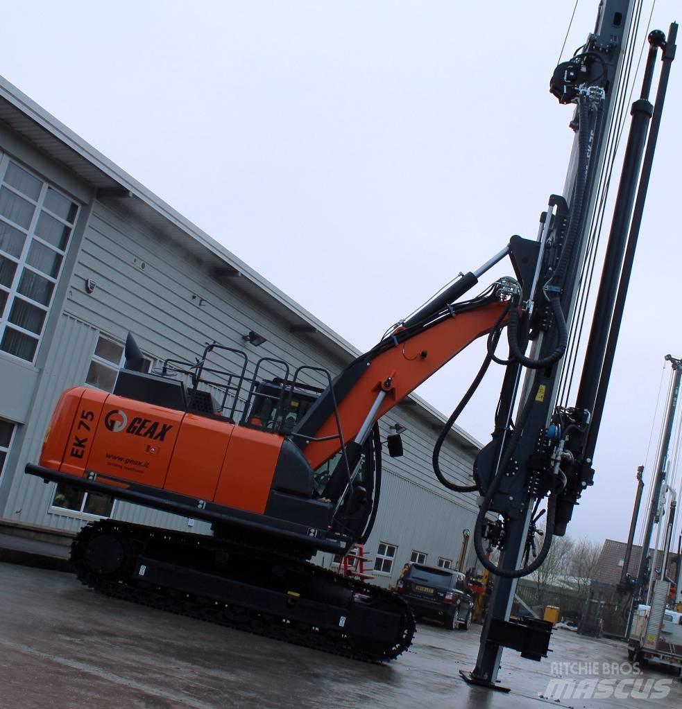  Geax EK75 말뚝설치기