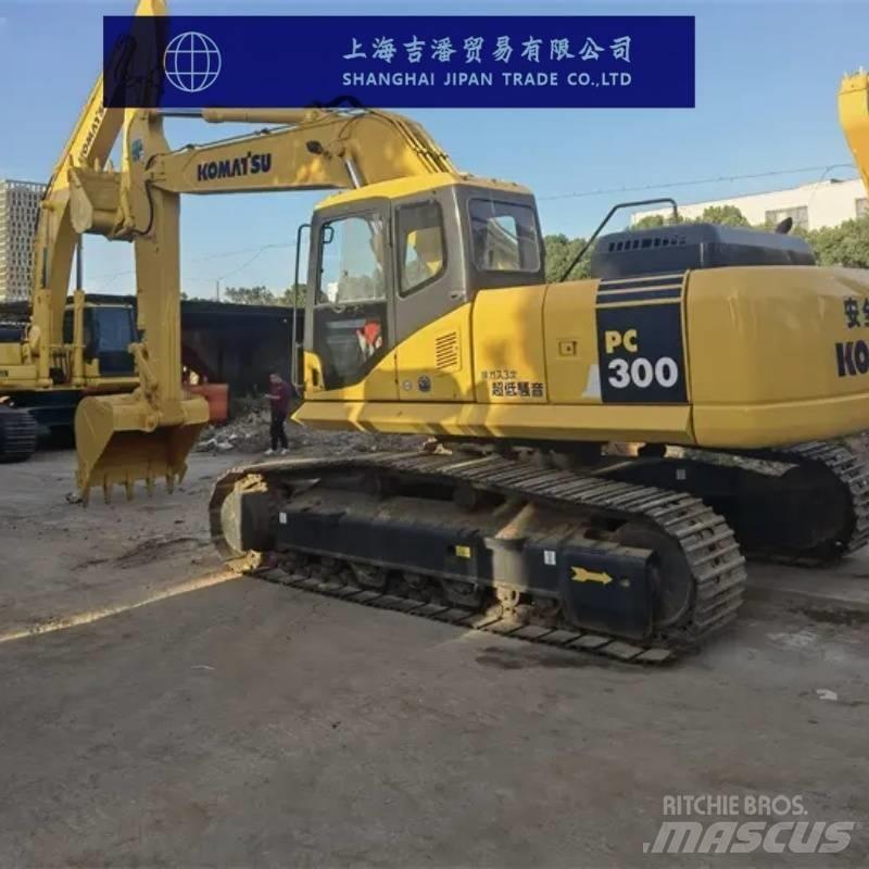 Komatsu PC 300 대형 굴삭기 29톤 이상