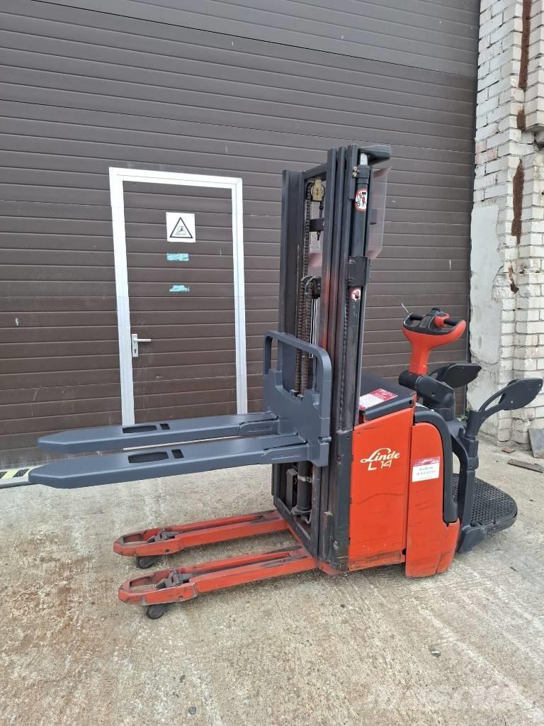 Linde L 14 AP 보행식 리치 지게차