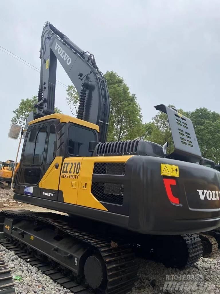 Volvo EC210 대형 굴삭기 29톤 이상