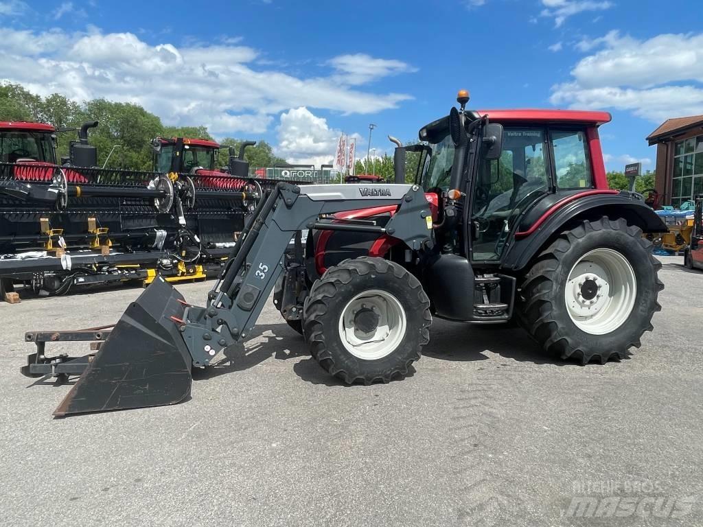 Valtra N 92 트랙터