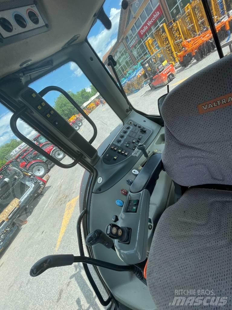 Valtra N 92 트랙터
