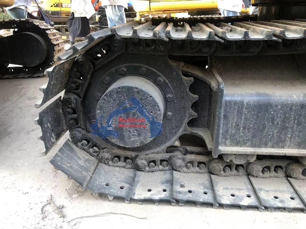 Komatsu PC70-8 대형 굴삭기 29톤 이상