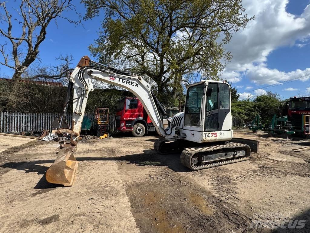 Terex TC 75 중형굴삭기 7톤-28톤