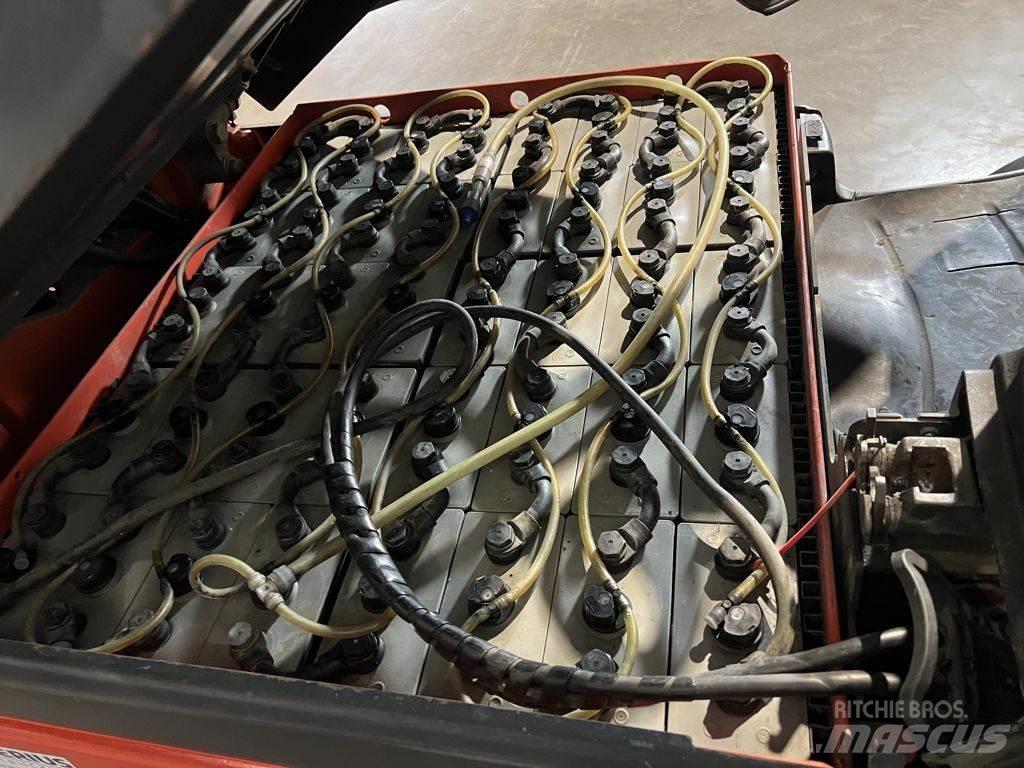 Linde E35L-01 전동 지게차