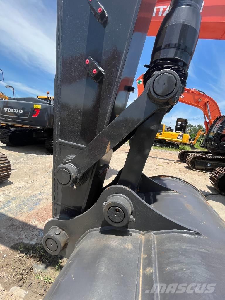 Volvo EC 140 대형 굴삭기 29톤 이상