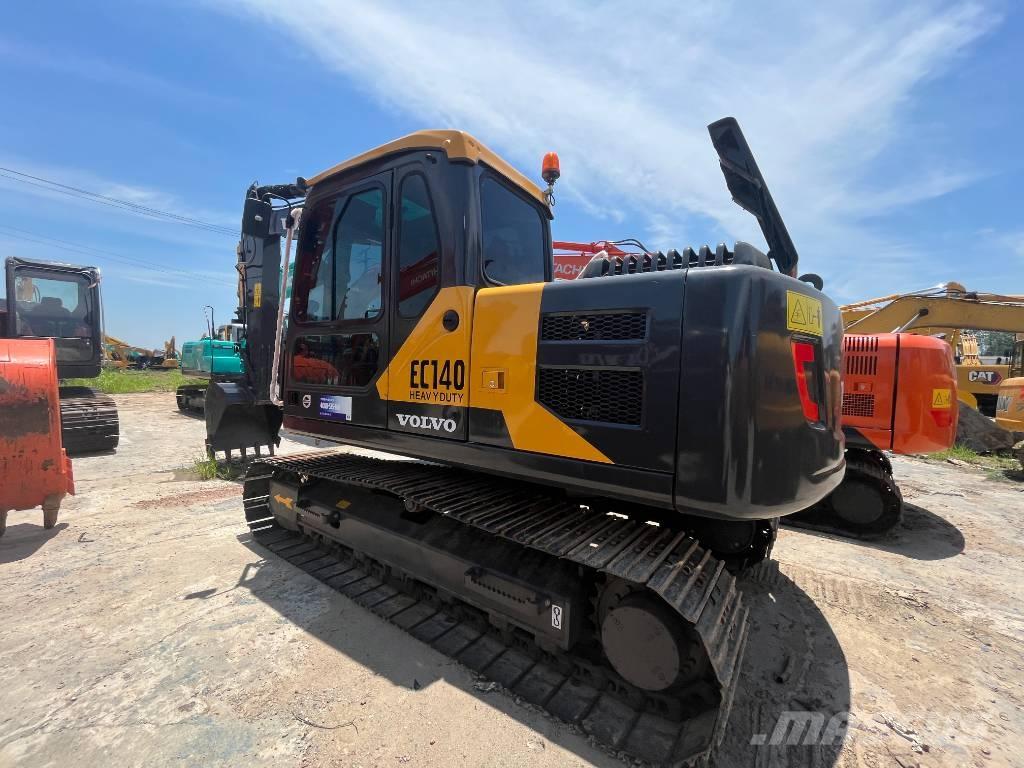 Volvo EC 140 대형 굴삭기 29톤 이상