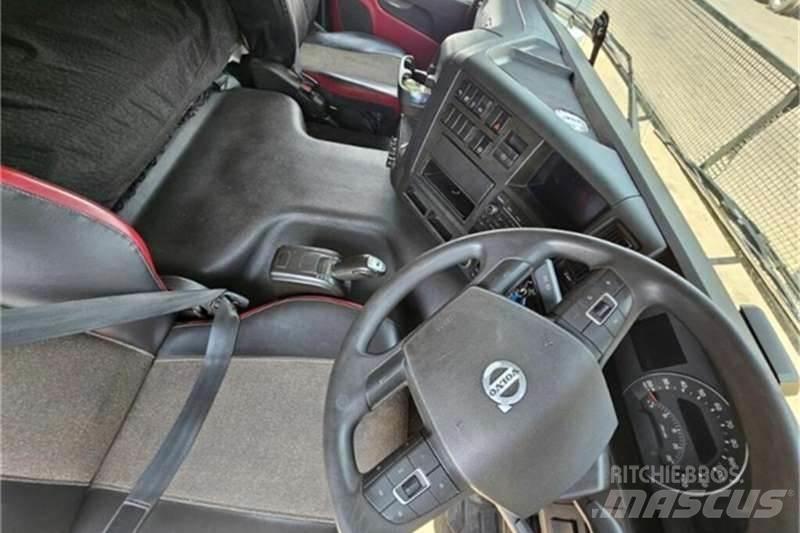 Volvo FMX 기타 트럭